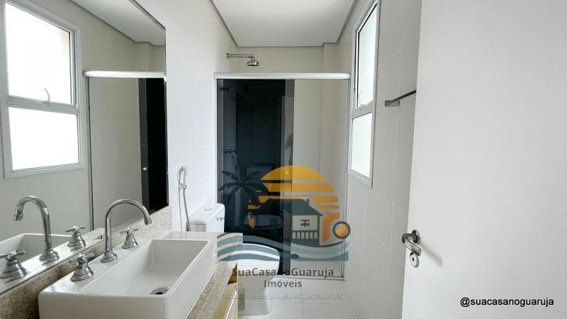 Casa à venda no bairro Praia Da Enseada – Aquário em Guarujá/SP