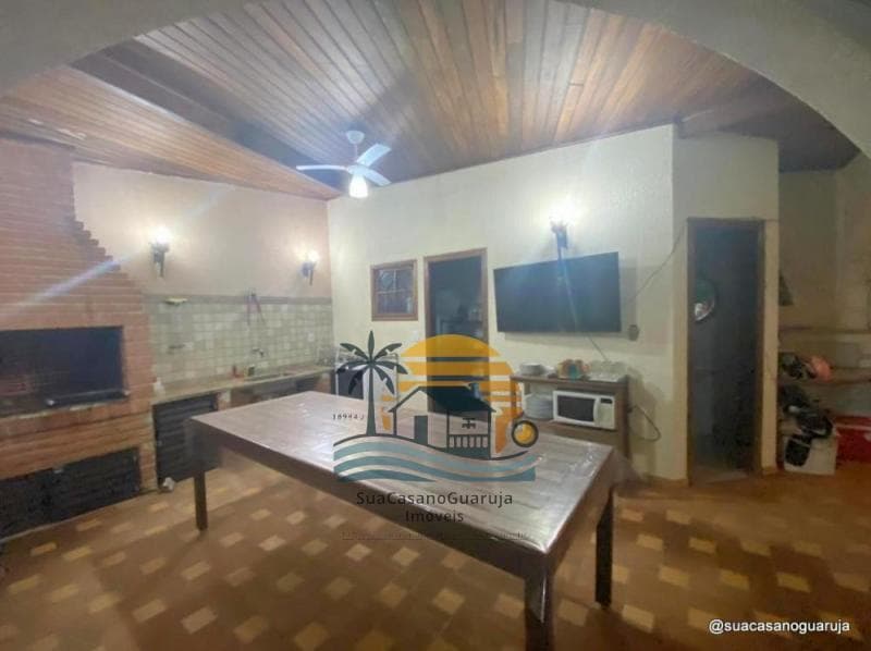 Casa à venda no bairro Jardim Acapulco em Guarujá/SP