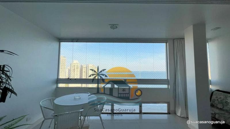 Apartamento à venda no bairro Pitangueiras em Guarujá/SP