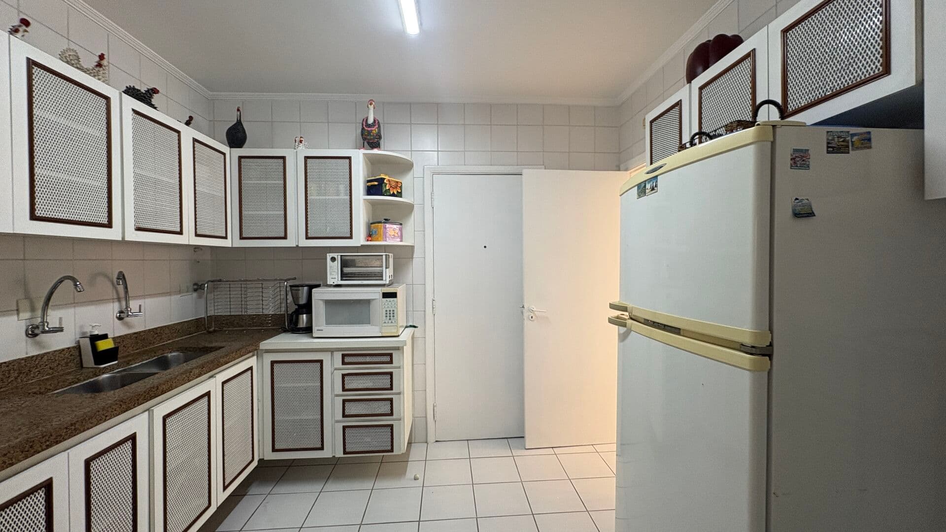 APARTAMENTO LUXO FRENTE MAR GUARUJÁ | PITANGUEIRAS | 3 DORMITORIOS | 2 VAGAS | LAZER CLUBE