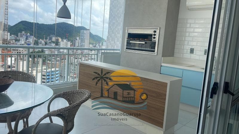 Apartamento à venda no bairro Vila Alzira em Guarujá/SP