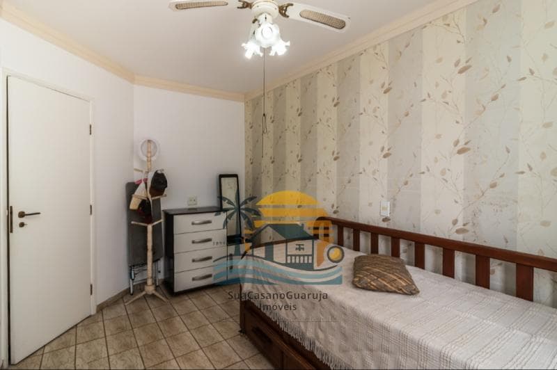 Apartamento à venda no bairro Vila Alzira em Guarujá/SP