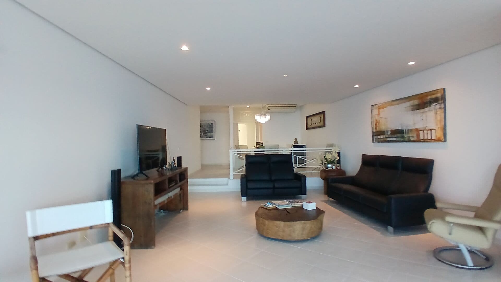 Apartamento venda 3 dormitorios 3 suites 2 vagas 180 m2 frente mar pitangueiras guaruja