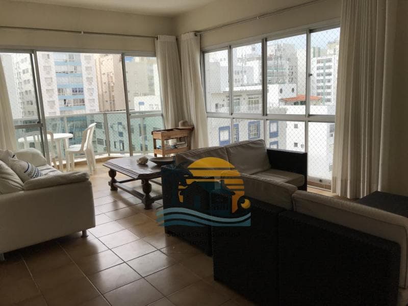Apartamento à venda no bairro Pitangueiras em Guarujá/SP