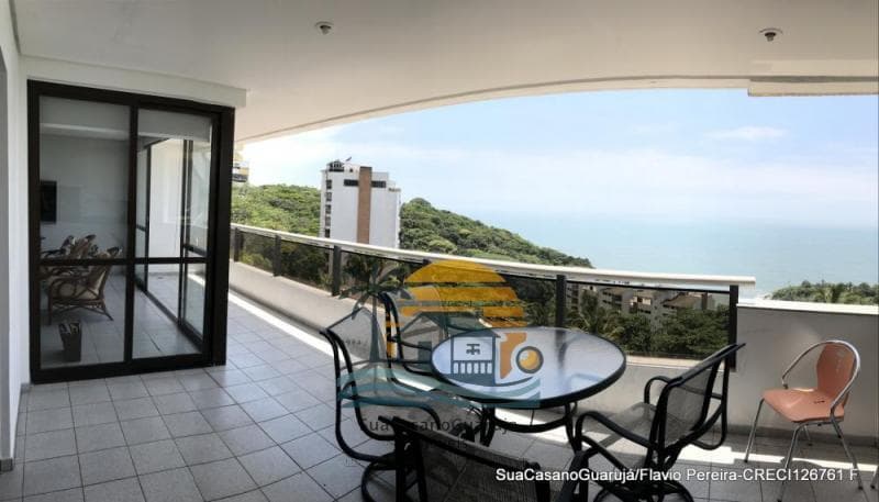 Apartamento à venda no bairro Morro Sorocotuba em Guarujá/SP
