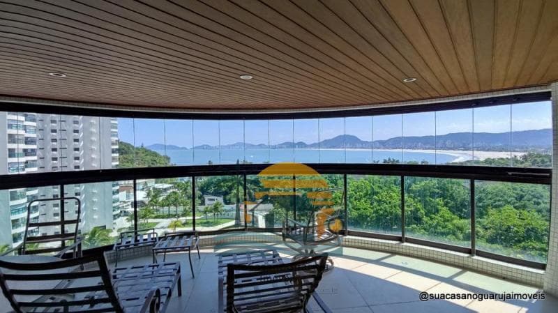 Apartamento à venda no bairro Parque Enseada em Guarujá/SP