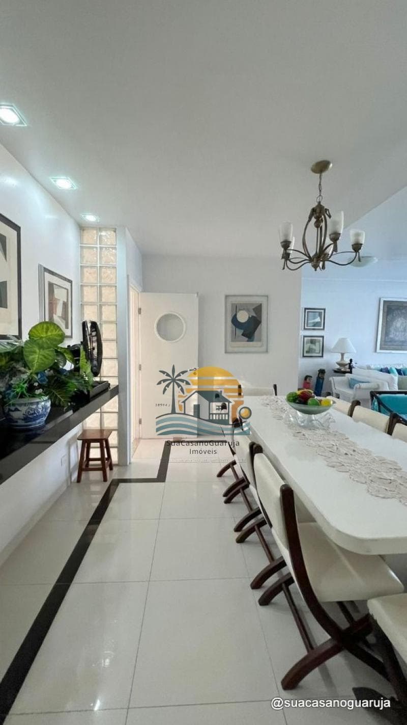 Apartamento à venda no bairro Pitangueiras em Guarujá/SP