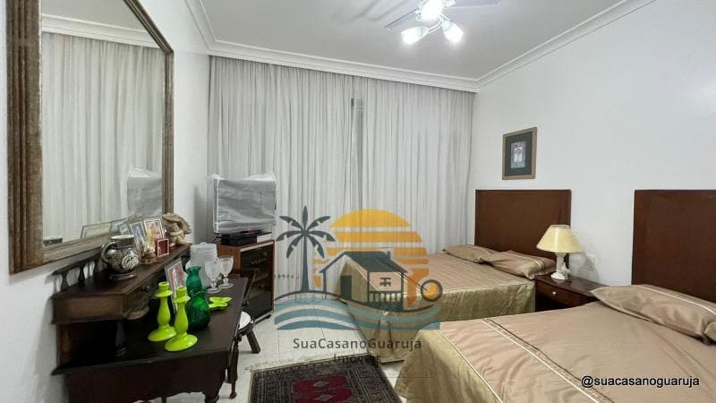 Apartamento à venda no bairro Pitangueiras em Guarujá/SP