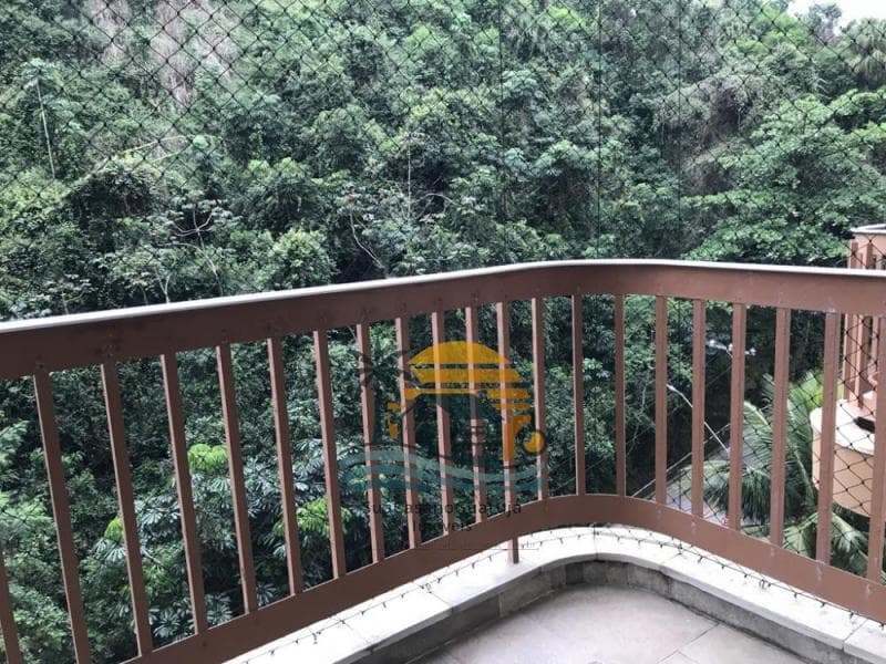 Apartamento à venda no bairro Pitangueiras em Guarujá/SP