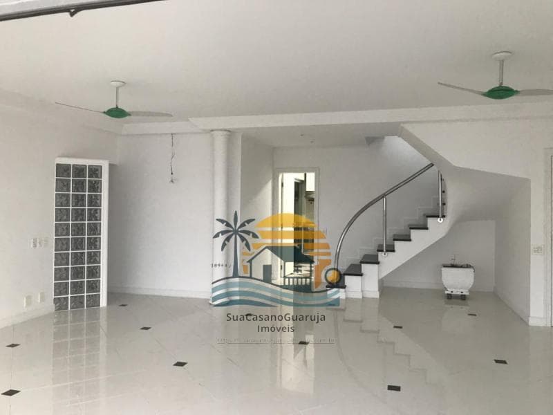 Apartamento à venda no bairro Parque Enseada em Guarujá/SP