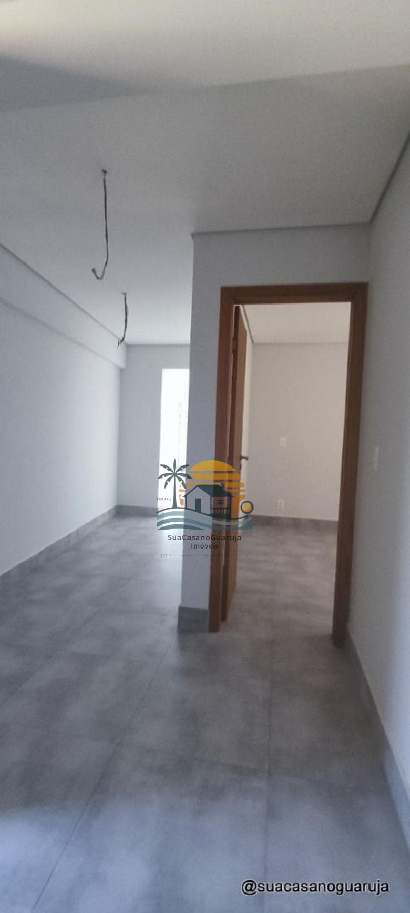 Apartamento à venda no bairro Praia Do Tombo em Guarujá/SP