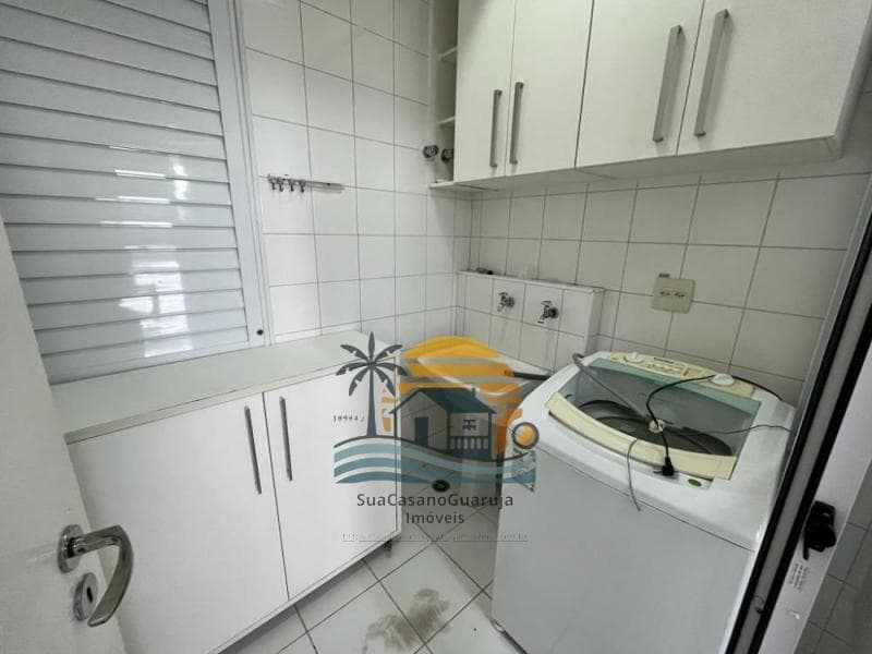 Apartamento à venda no bairro Vila Alzira em Guarujá/SP