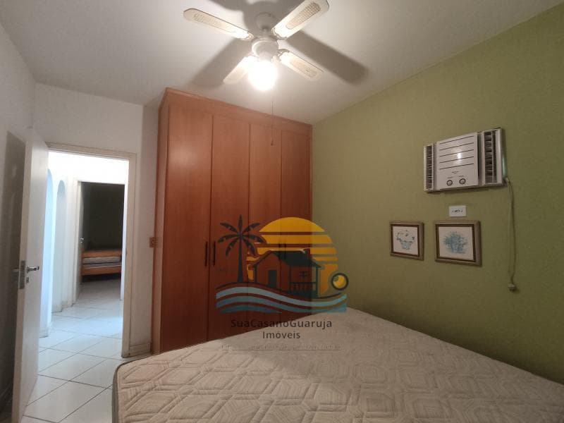 Apartamento à venda no bairro Vila Alzira em Guarujá/SP