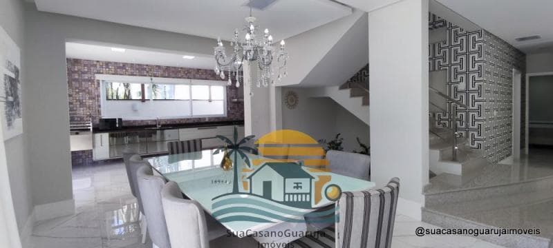 Casa à venda no bairro Jardim Acapulco em Guarujá/SP