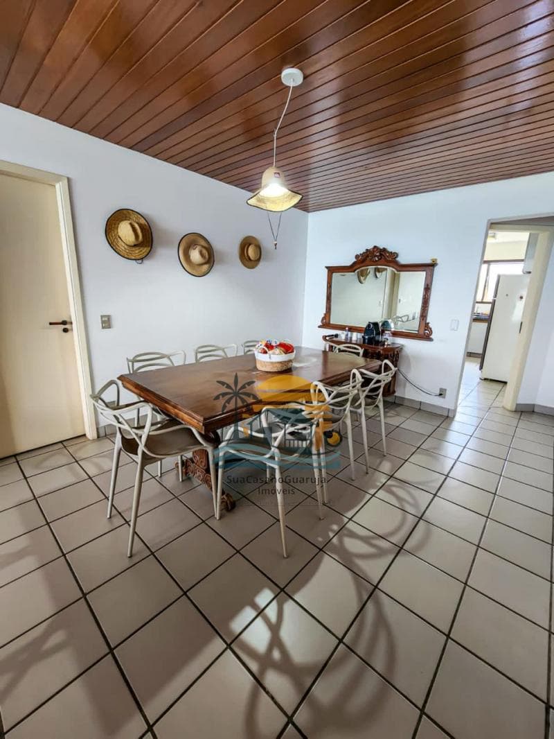 Apartamento à venda no bairro Morro Sorocotuba em Guarujá/SP
