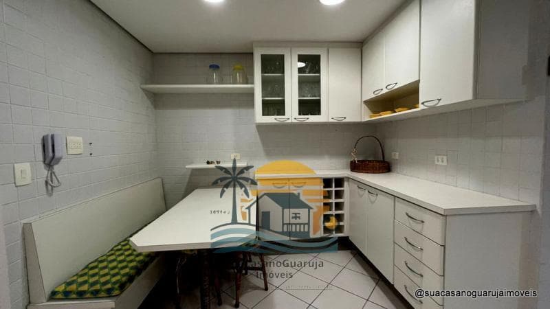 Apartamento à venda no bairro Praia Das Pitangueiras Frente Mar em Guarujá/SP