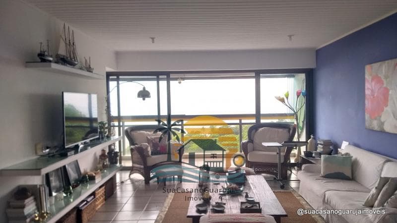 Apartamento à venda no bairro Morro Sorocotuba em Guarujá/SP