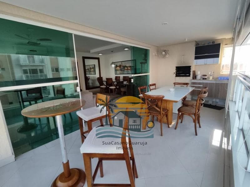Apartamento à venda no bairro Pitangueiras em Guarujá/SP