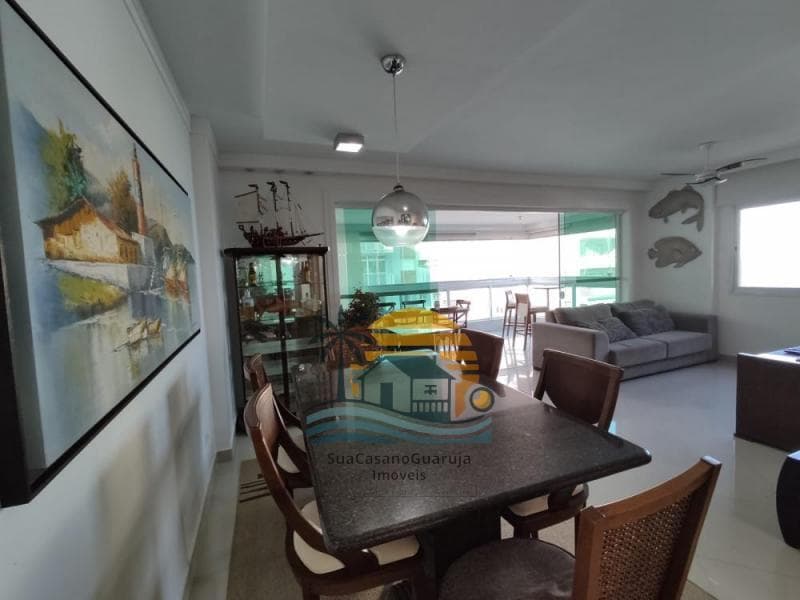 Apartamento à venda no bairro Pitangueiras em Guarujá/SP