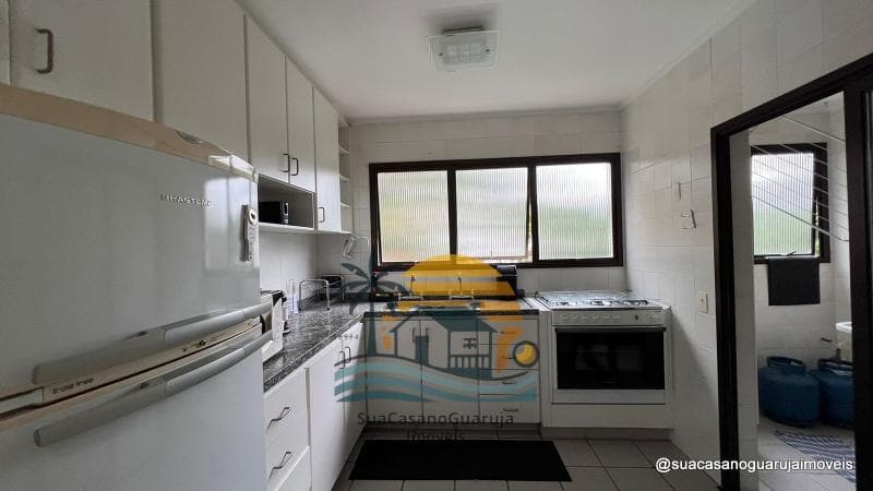 Apartamento à venda no bairro Sorocotuba em Guarujá/SP
