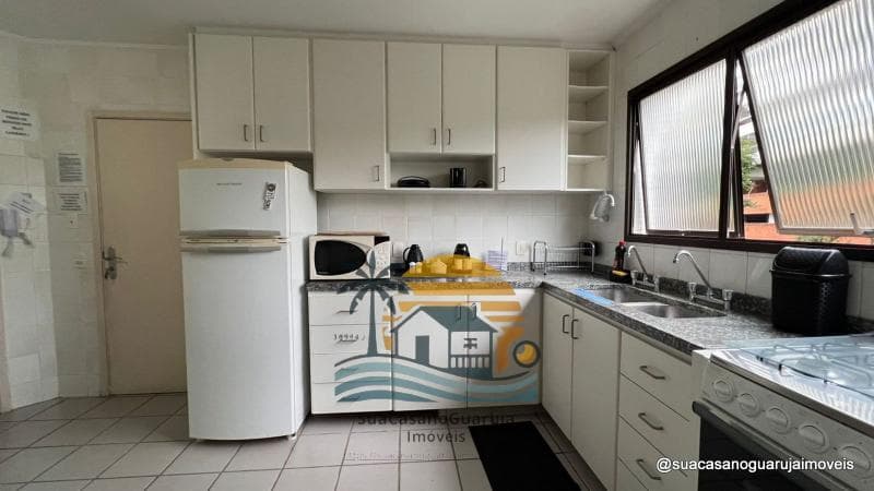 Apartamento à venda no bairro Sorocotuba em Guarujá/SP