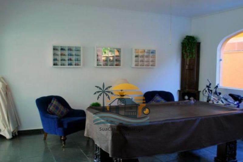 Casa à venda no bairro Acapulco em Guarujá/SP