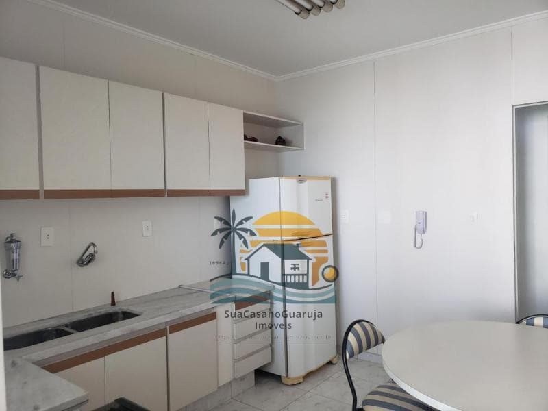 Apartamento à venda no bairro Vila Alzira em Guarujá/SP