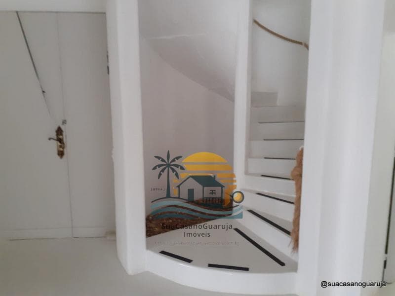 Casa à venda no bairro Acapulco em Guarujá/SP