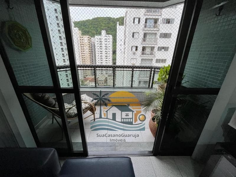 Apartamento à venda no bairro Barra Funda em Guarujá/SP