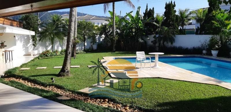 Casa à venda no bairro Jardim Acapulco em Guarujá/SP