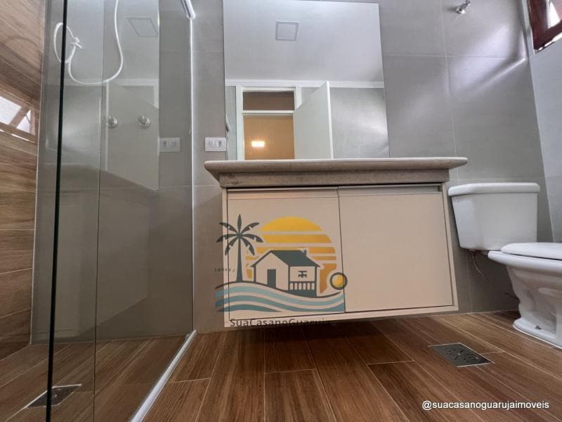 Casa à venda no bairro Acapulco em Guarujá/SP