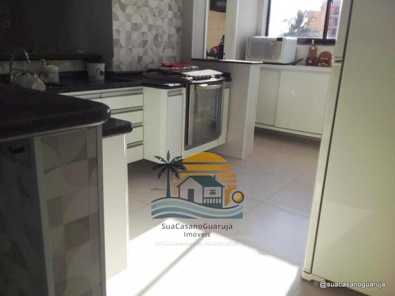 Apartamento à venda no bairro Praia das Astúrias em Guarujá/SP