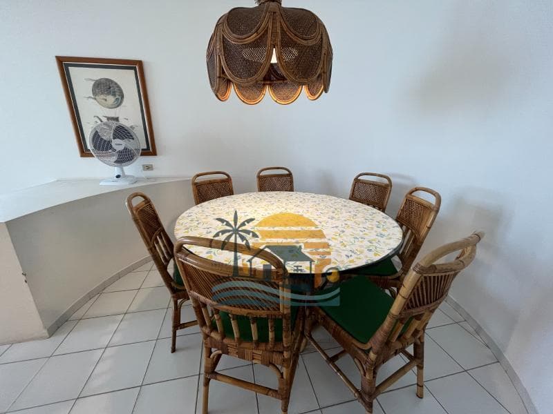 Apartamento para alugar no bairro Pitangueiras em Guarujá/SP