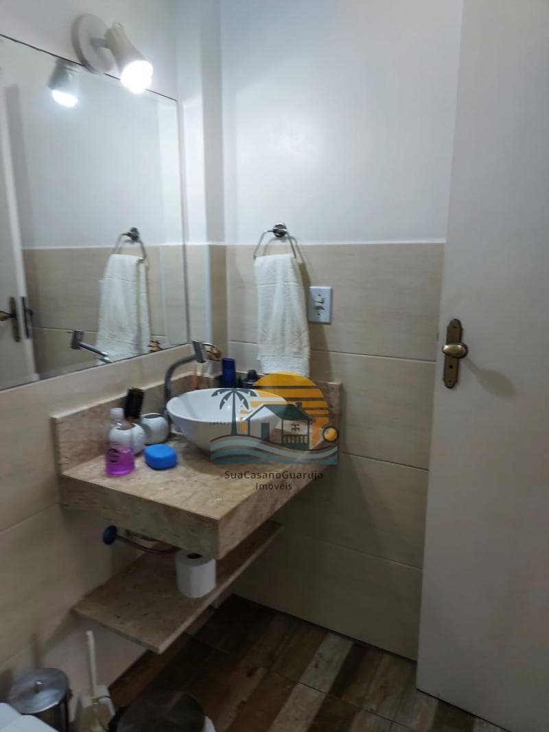 Apartamento à venda no bairro Jardim Las Palmas em Guarujá/SP