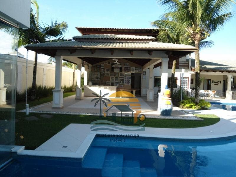 Casa à venda no bairro Acapulco em Guarujá/SP
