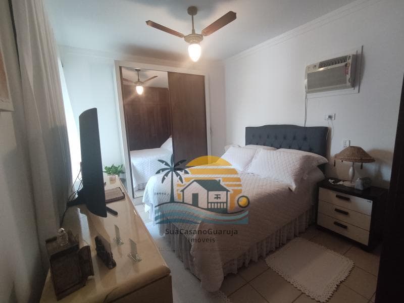 Apartamento à venda no bairro Vila Alzira em Guarujá/SP
