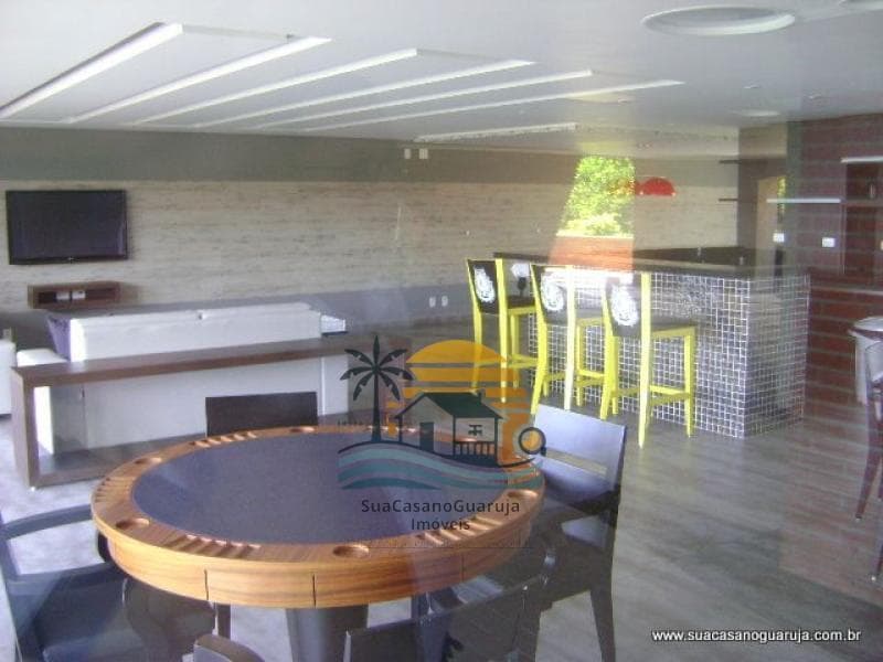 Apartamento à venda no bairro Sorocotuba em Guarujá/SP