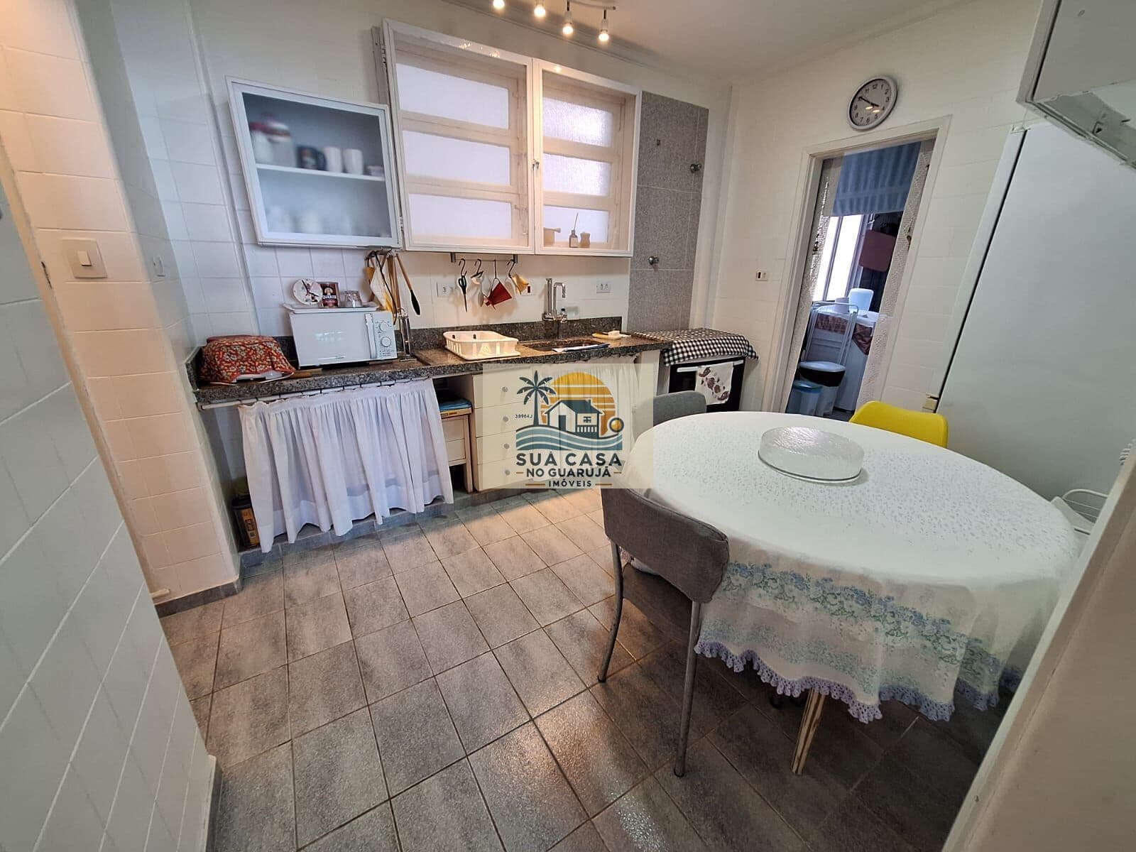 Apartamento frente mar 3 dormitorios Pitangueiras Guaruja