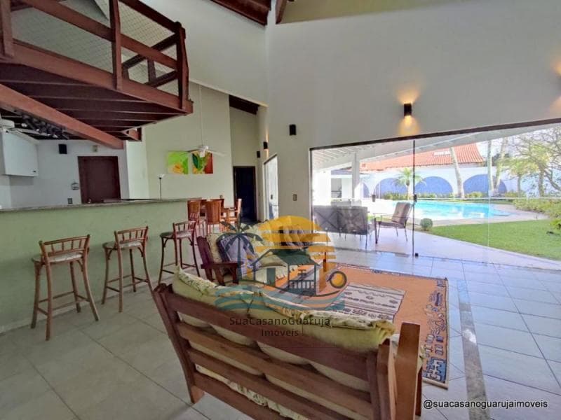 Casa à venda no bairro Jardim Acapulco em Guarujá/SP