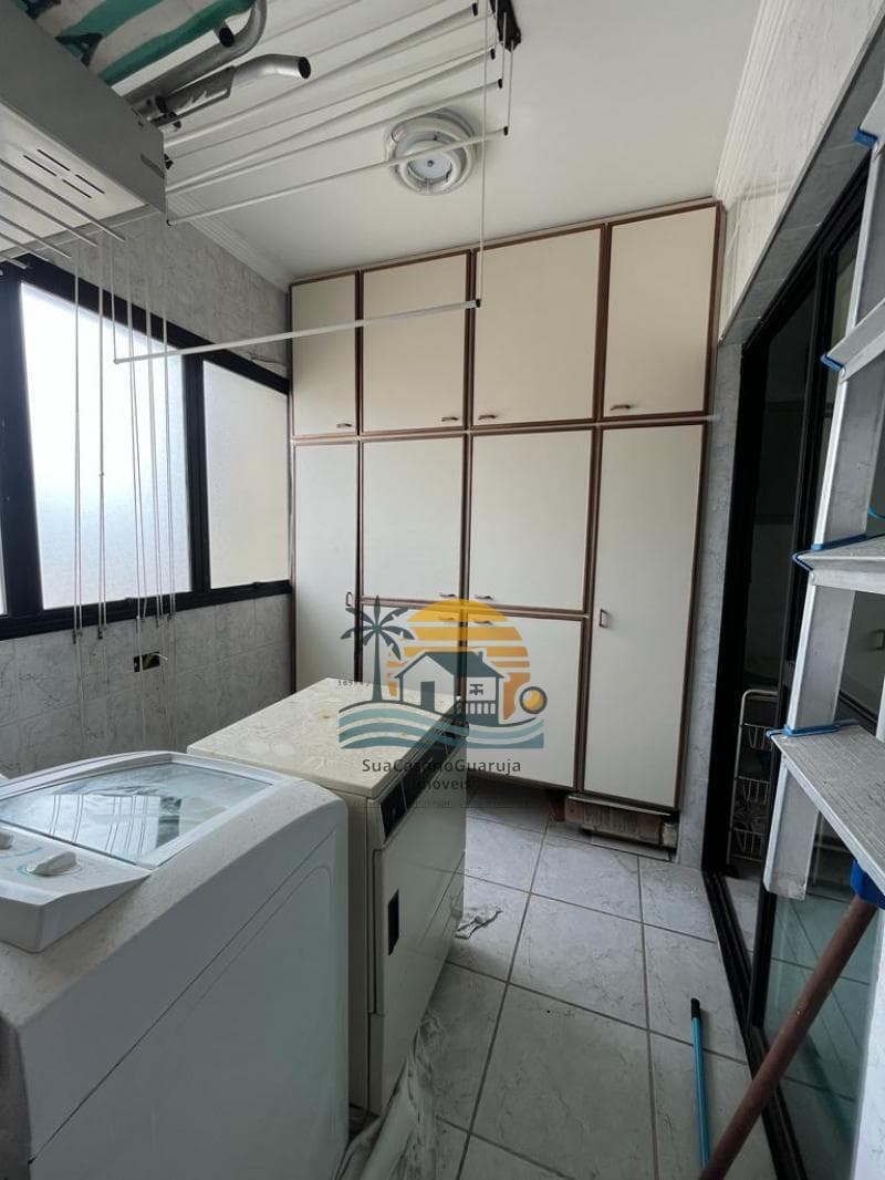 Apartamento à venda no bairro Vila Luis Antônio em Guarujá/SP