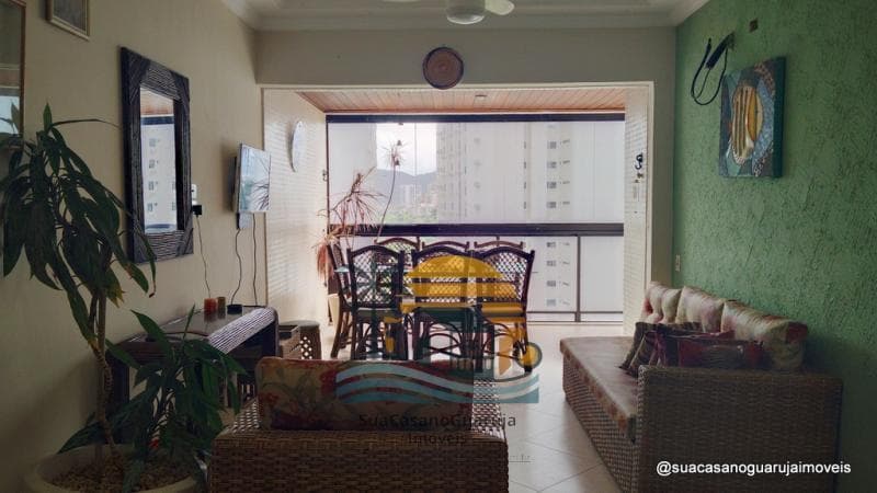 Apartamento à venda no bairro Parque Enseada em Guarujá/SP