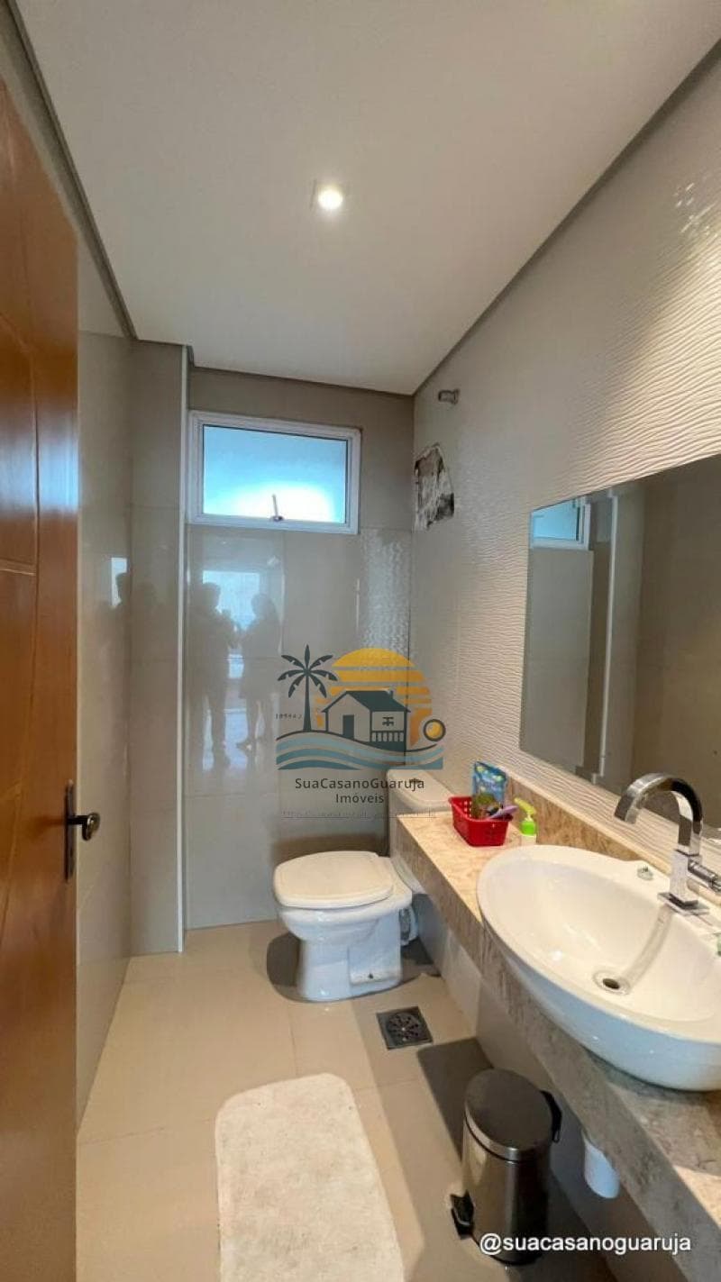 Apartamento à venda no bairro Pitangueiras em Guarujá/SP